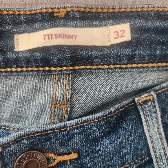 711 Levi's skinny jeans size 32 - Picture 5 of 10